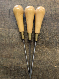 Alêne ronde emmanchée - 11 à 13 cm - Fourniture maroquinerie cuir